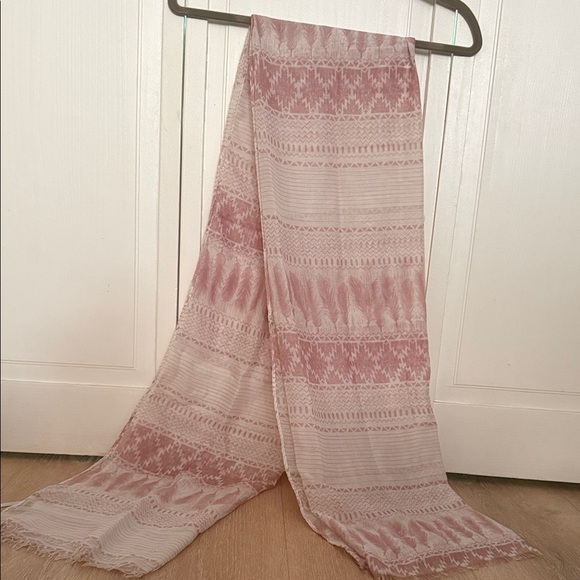 Accessories - Light Pink Patterned Scarf